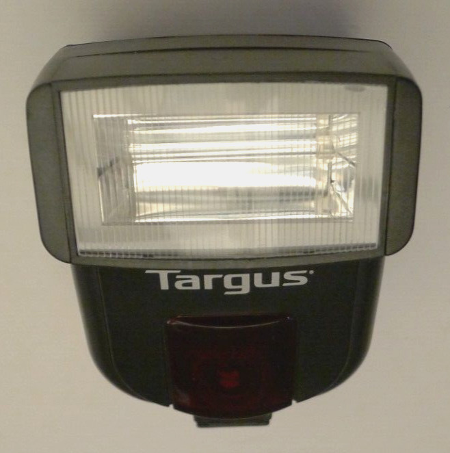 Targus TG-DL20C Hot Shoe Flash for Canon – TESTED