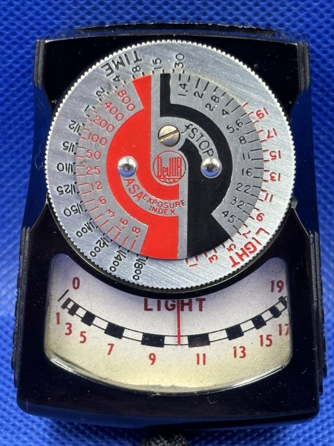 Vintage DeJur Amsco Model 5-B Light Meter Works w/ Case USA