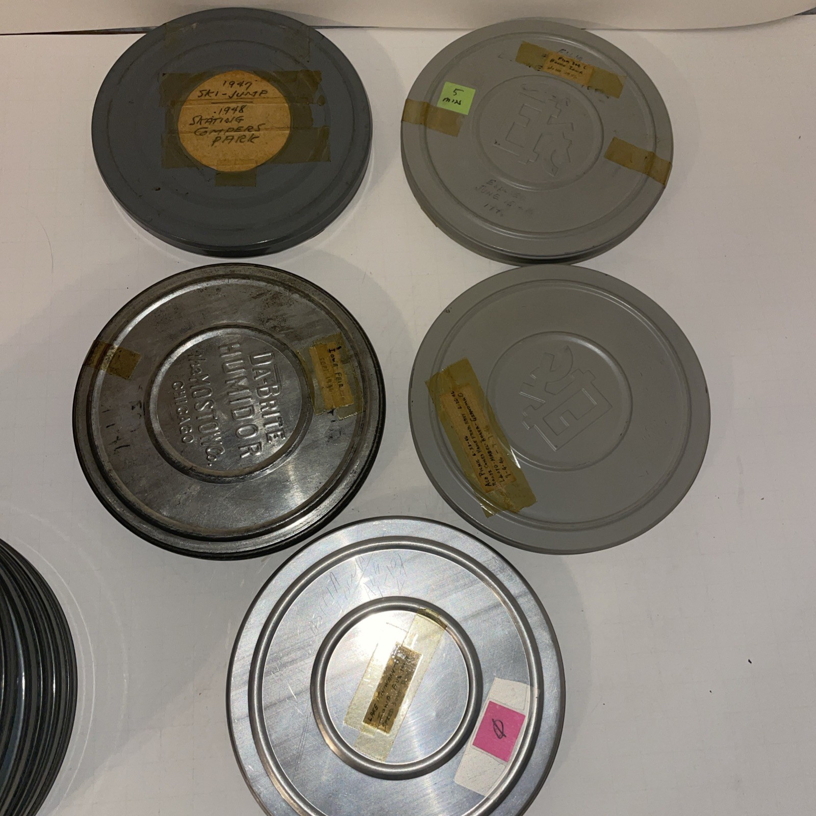 Brumberger Metal Case For 12 Reels – 5″ & 6″ Reel Canisters Included – No Reels
