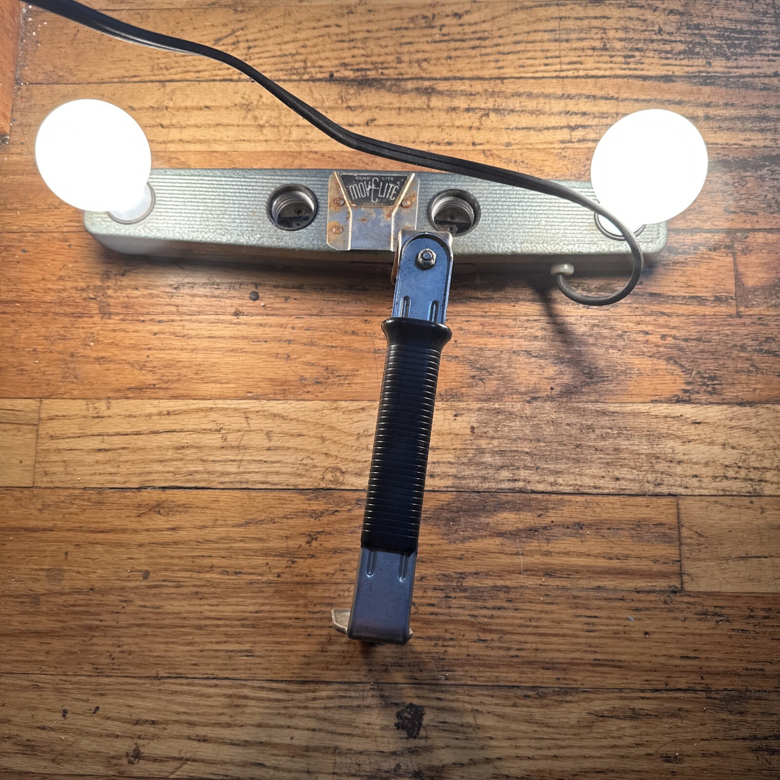 Vintage Acme Lite MOV-E-LITE Exposure Photo/Film Light, Tested Works w case