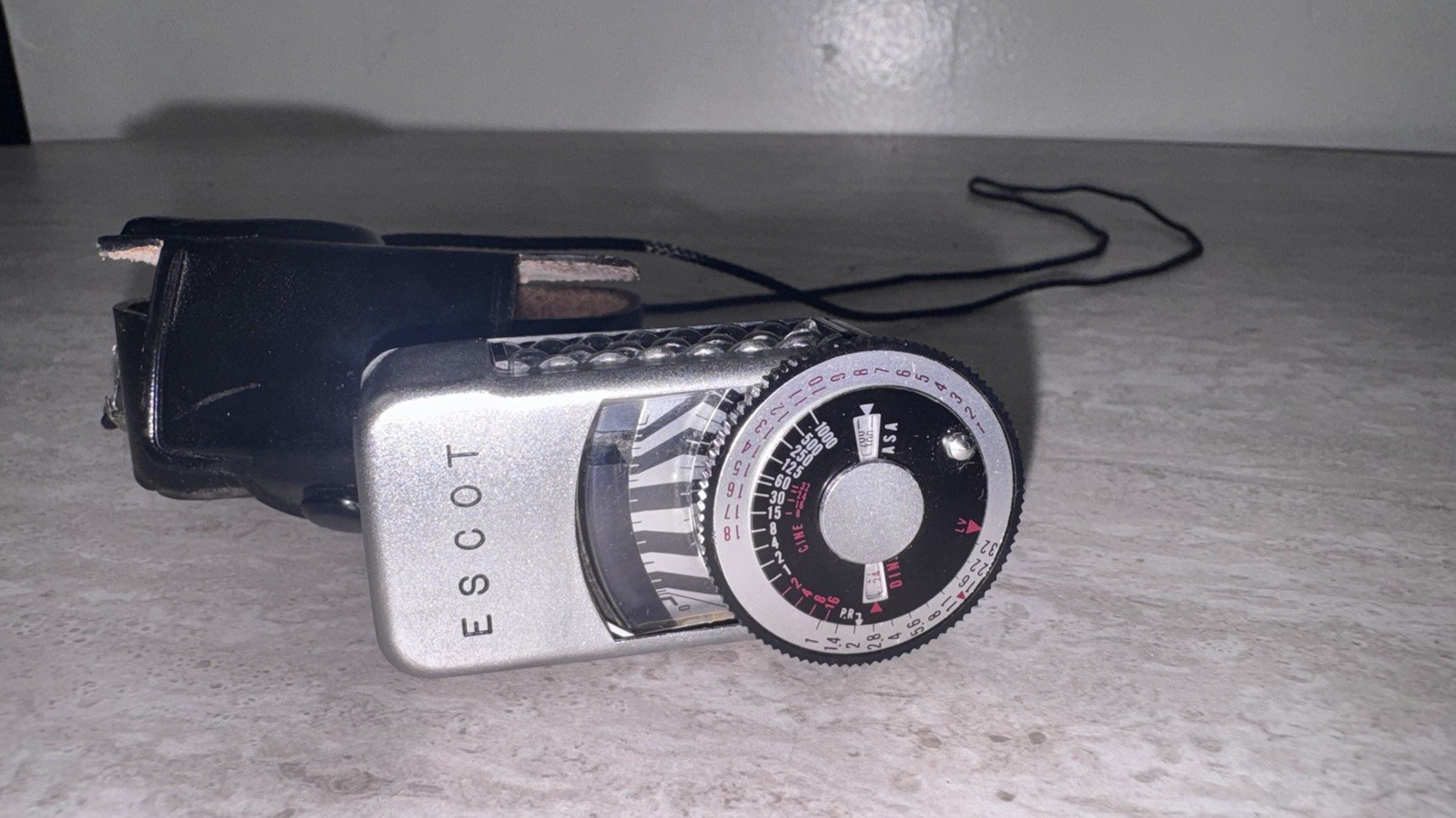 Vintage On Camera ExposureLight Meter ESCOT. Japan Untested Loose Plastic Film