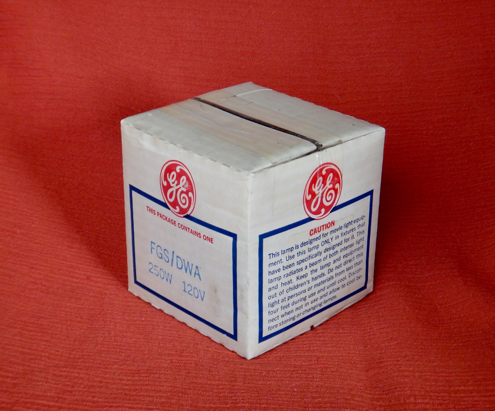 General Electric Photo Lamp FGS/DWA 250W 120V CG361-AR (NOS)