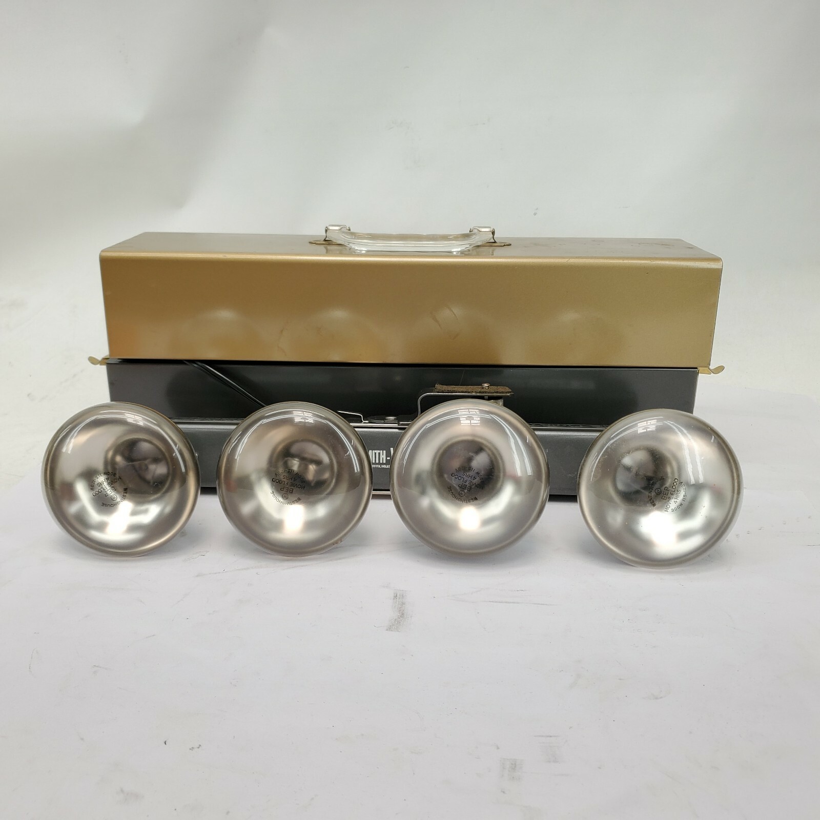 SMITH VICTOR EXPOSURE FOR INDOOR COLOR MOVIES LIGHT BAR