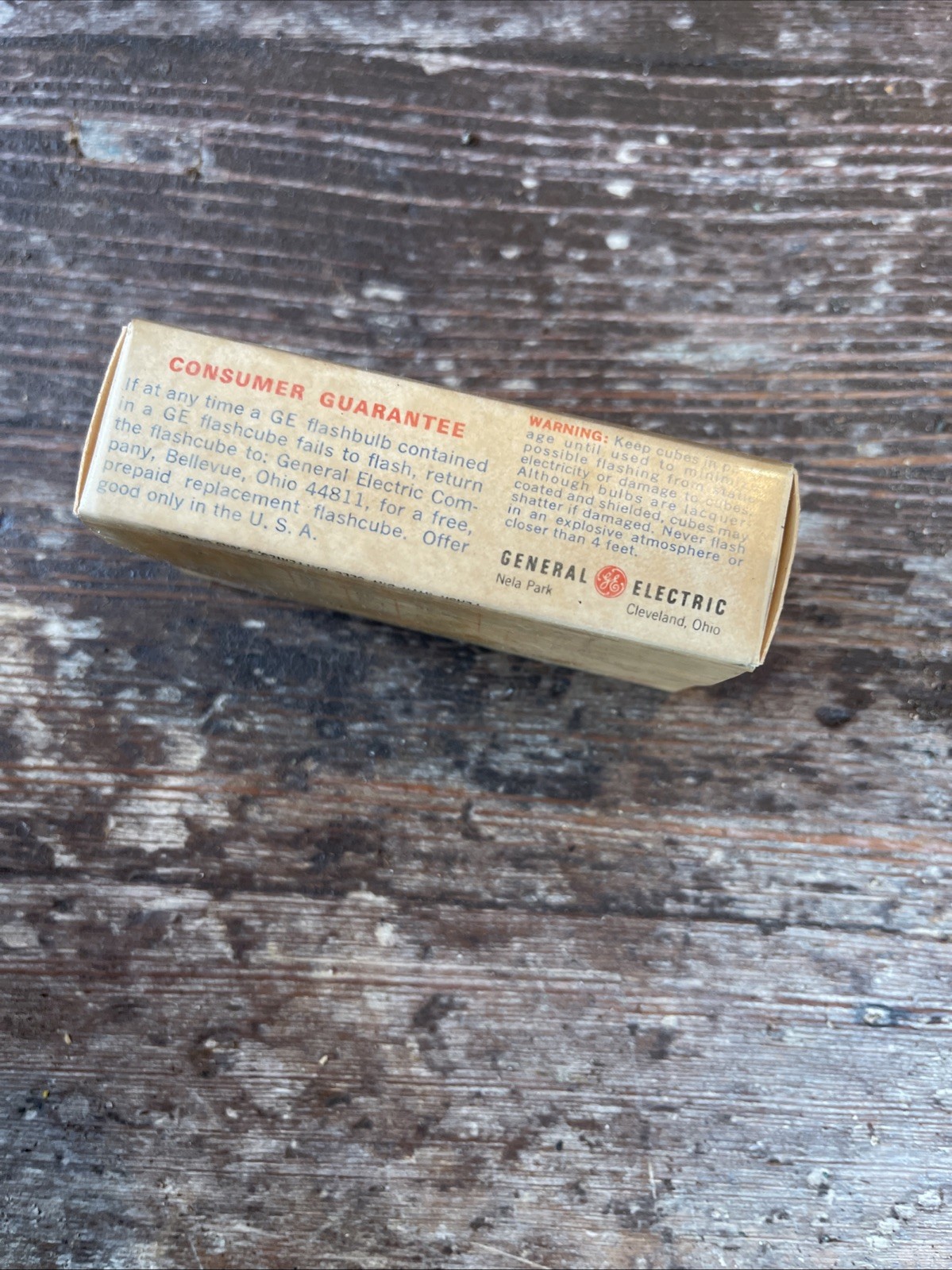 Vintage Box of 3 GE Bluecoats Flashcubes – Still in shrink-wrap, super nice