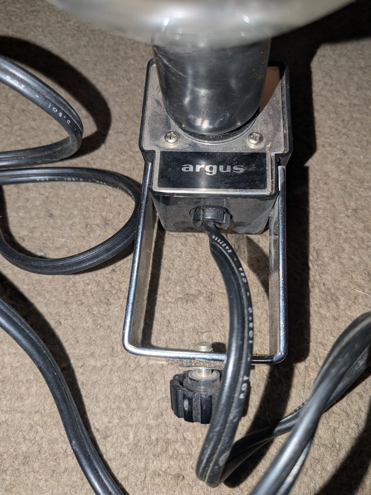 Vintage RARE Hot Shoe mounted Argus 300W Movie Light – Model 745 8mm 16mm
