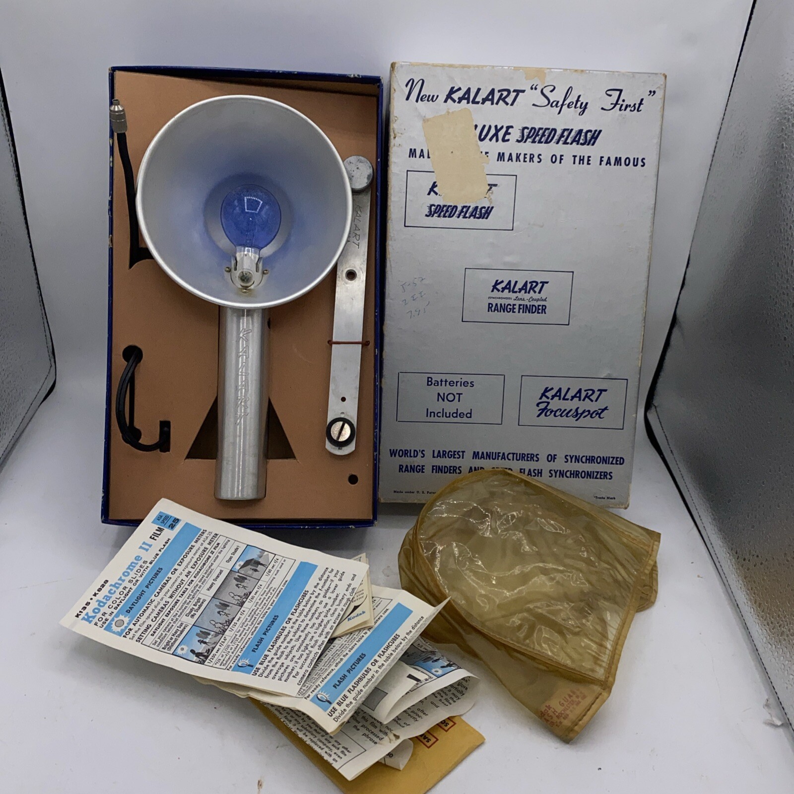Kalart Speed Flash Safety First De Luxe Compak W/Original Box