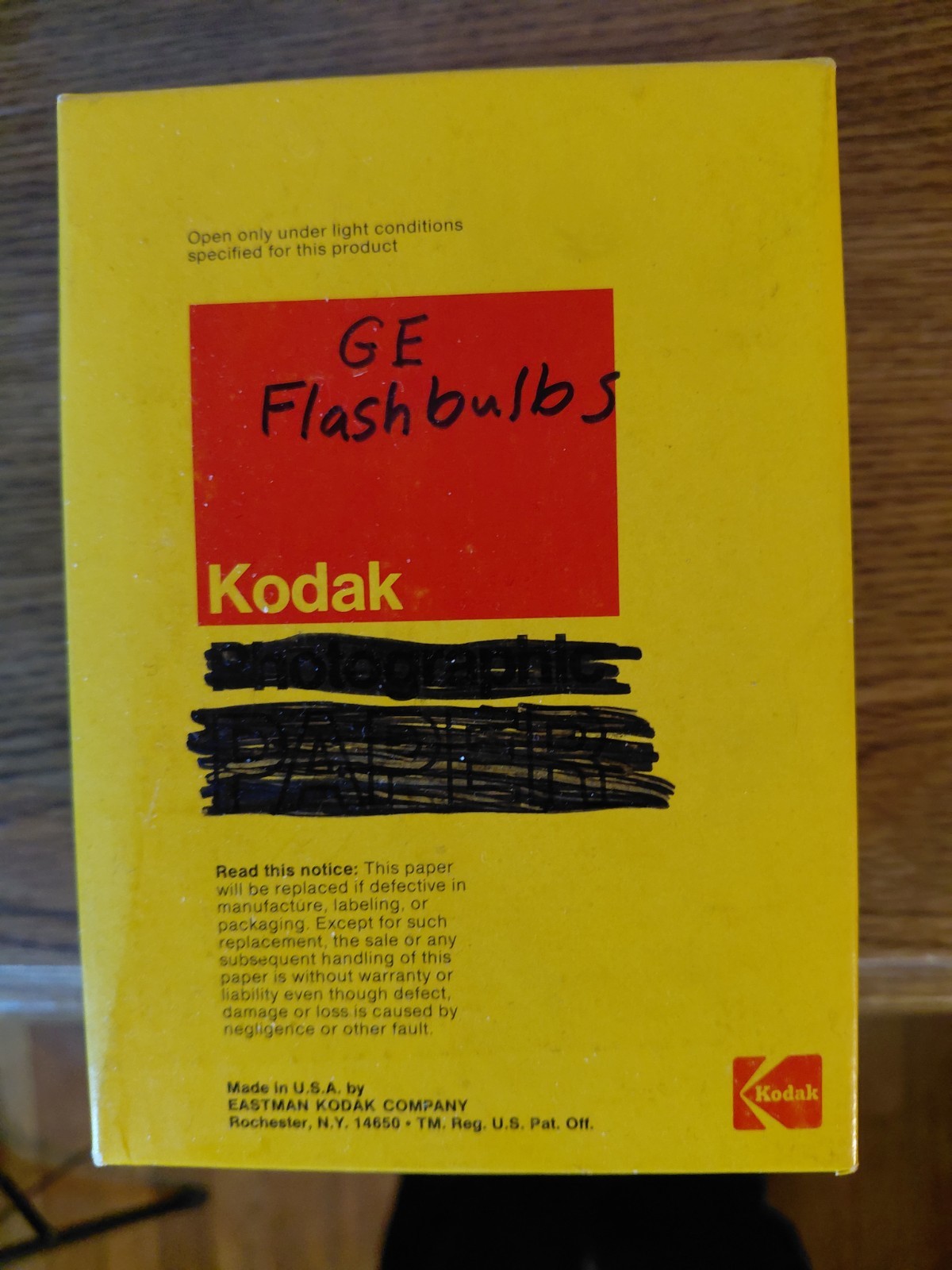 GE Flashbulbs for Kodak Vintage Camera Accessories Boxed Set Bulbs