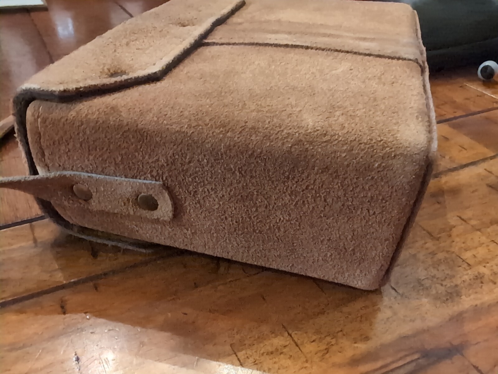 R-600 Camera Case Ranchero Cowhide Vintage Genuine Leather Suede