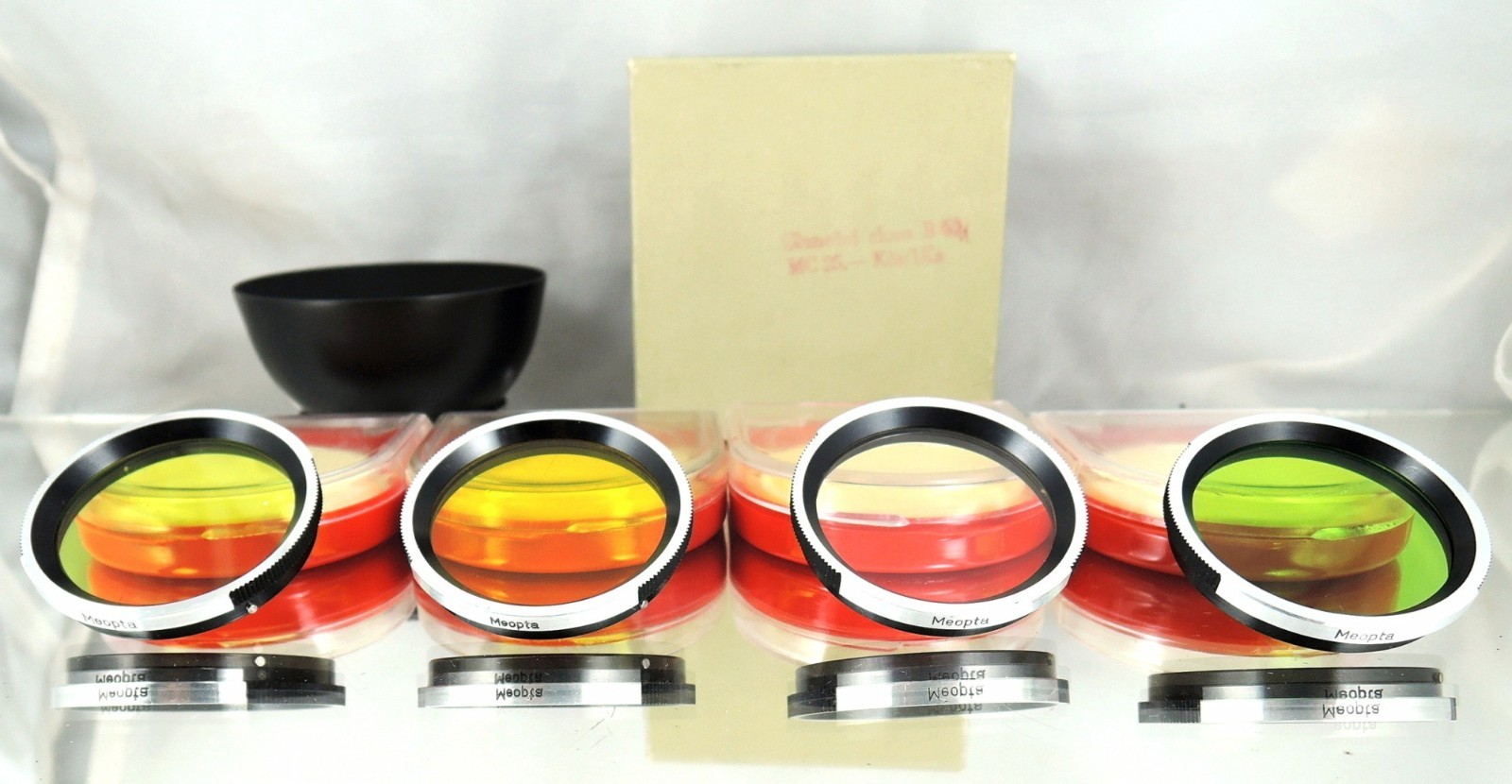 Flexaret Shade hood + Set of four color filters B36 MEOPTA Genuine Accessories