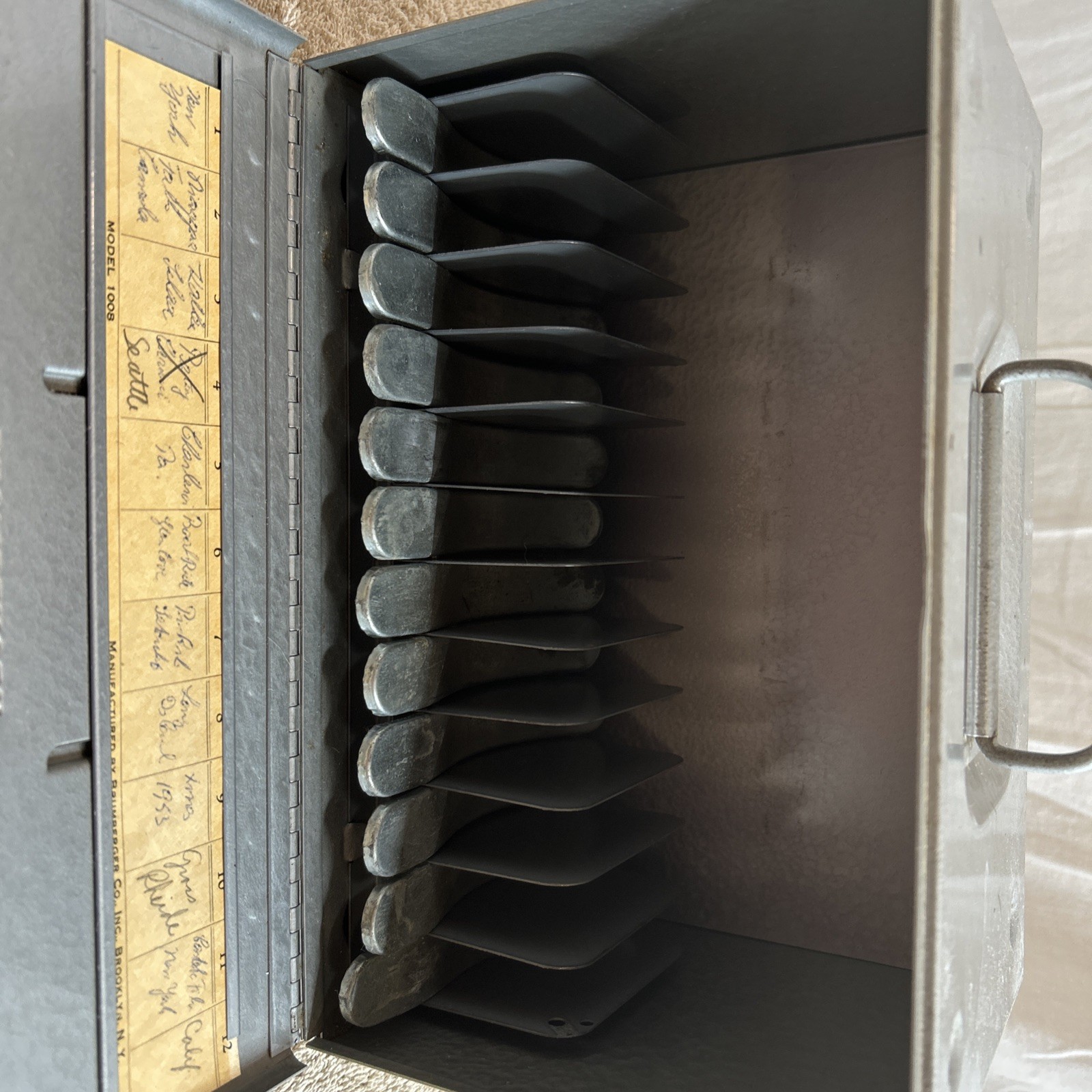 Vintage Brumberger Metal 8mm Film Chest Carrying Case 12 Slots 200-B01