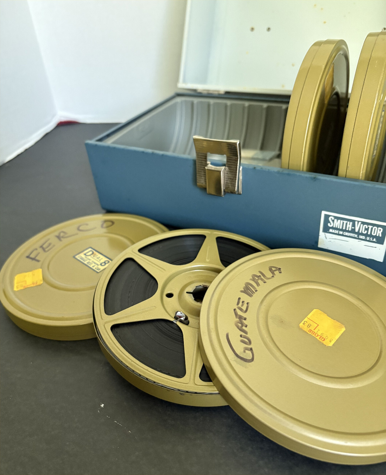Vintage Smith-Victor 8mm Film Reel Carrying Case with 2 films and 2 Empty Reels