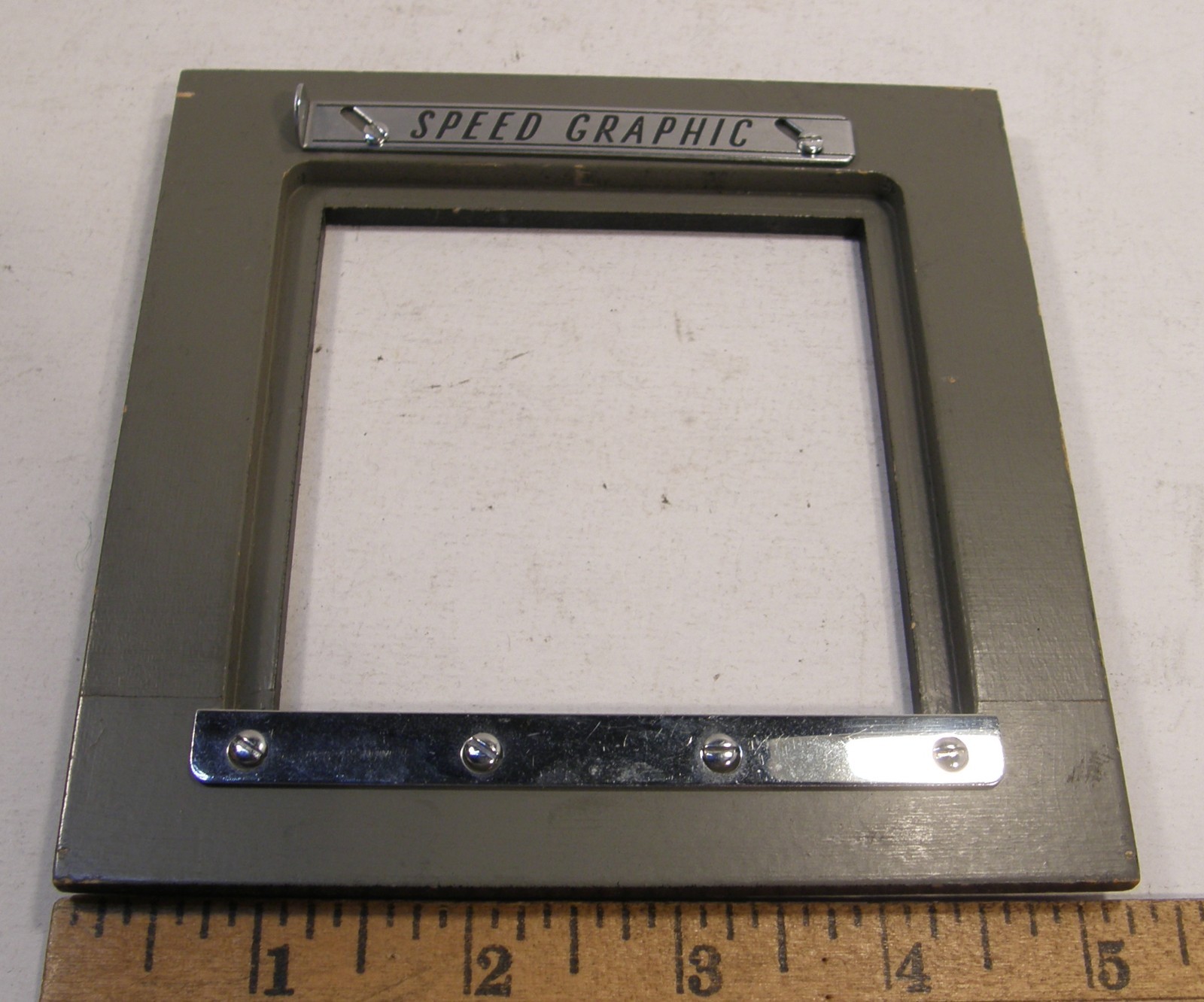 VINTAGE WOODEN GRAFLEX 4×5 SPEED GRAPHIC RECESSED LENS BOARD 5 3/16″ SQUARE
