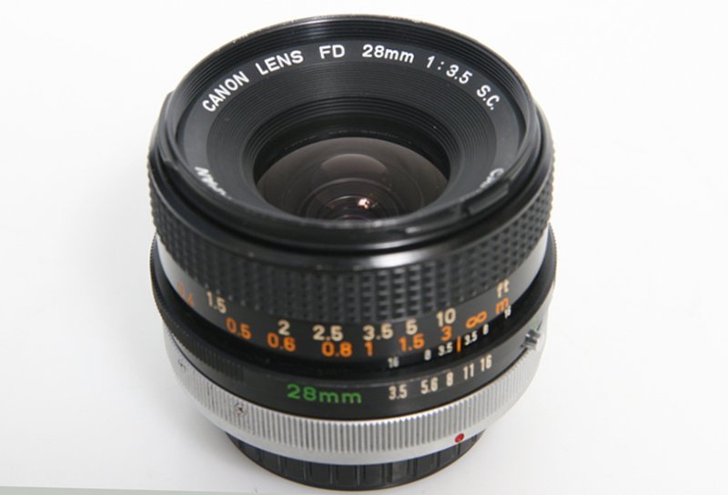 Canon FD 28mm f3.5 SC Lens S.C. – Breech Mount