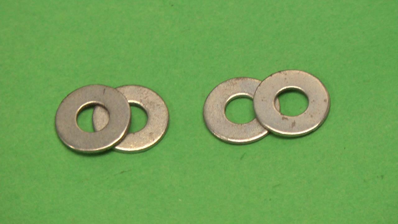 Bell & Howell Super 8 8mm Movie Projector Reel Spindle Plastic Screw Replacement