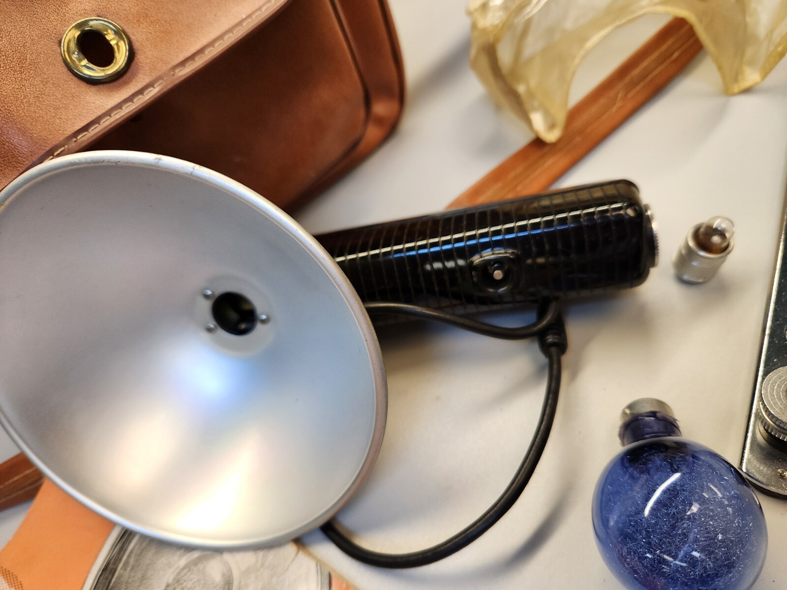 Vintage Kodak Standard Flasholder With Leather Case