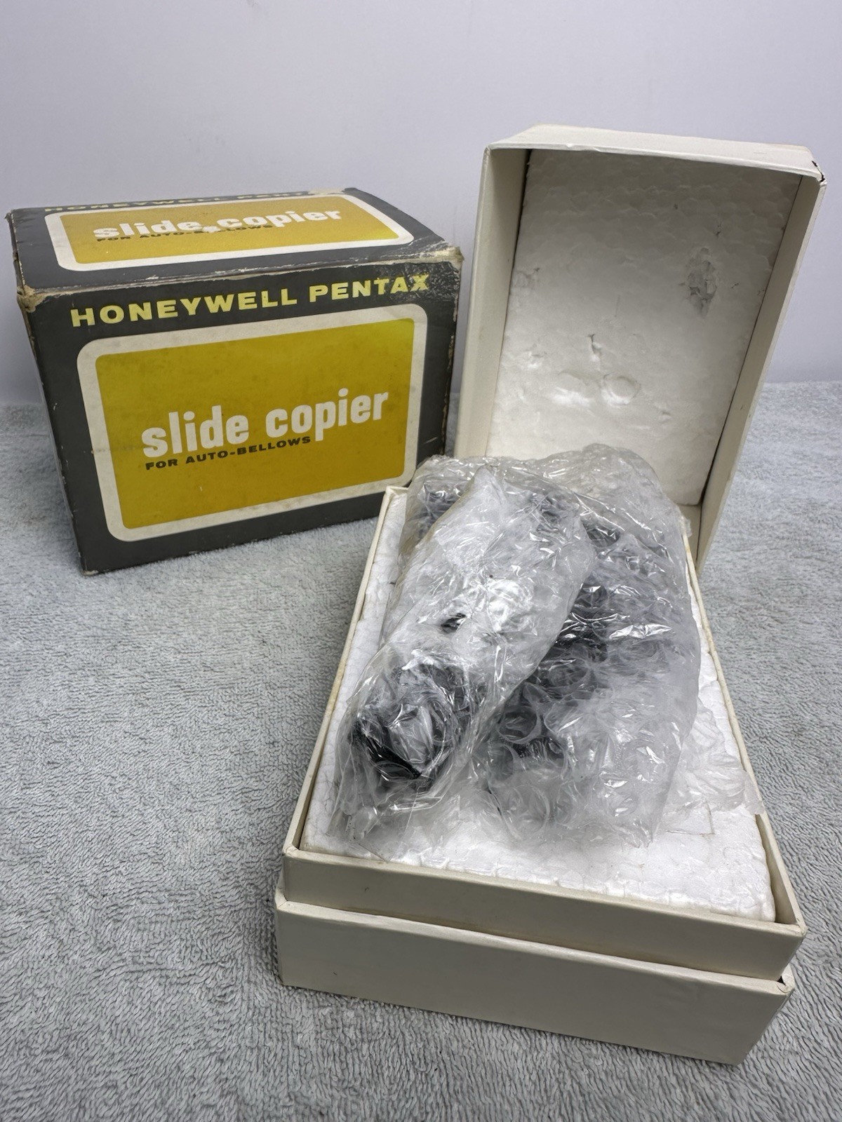Honeywell Pentax Slide Copier Auto Bellows Attachment w/ Box Japan 7090