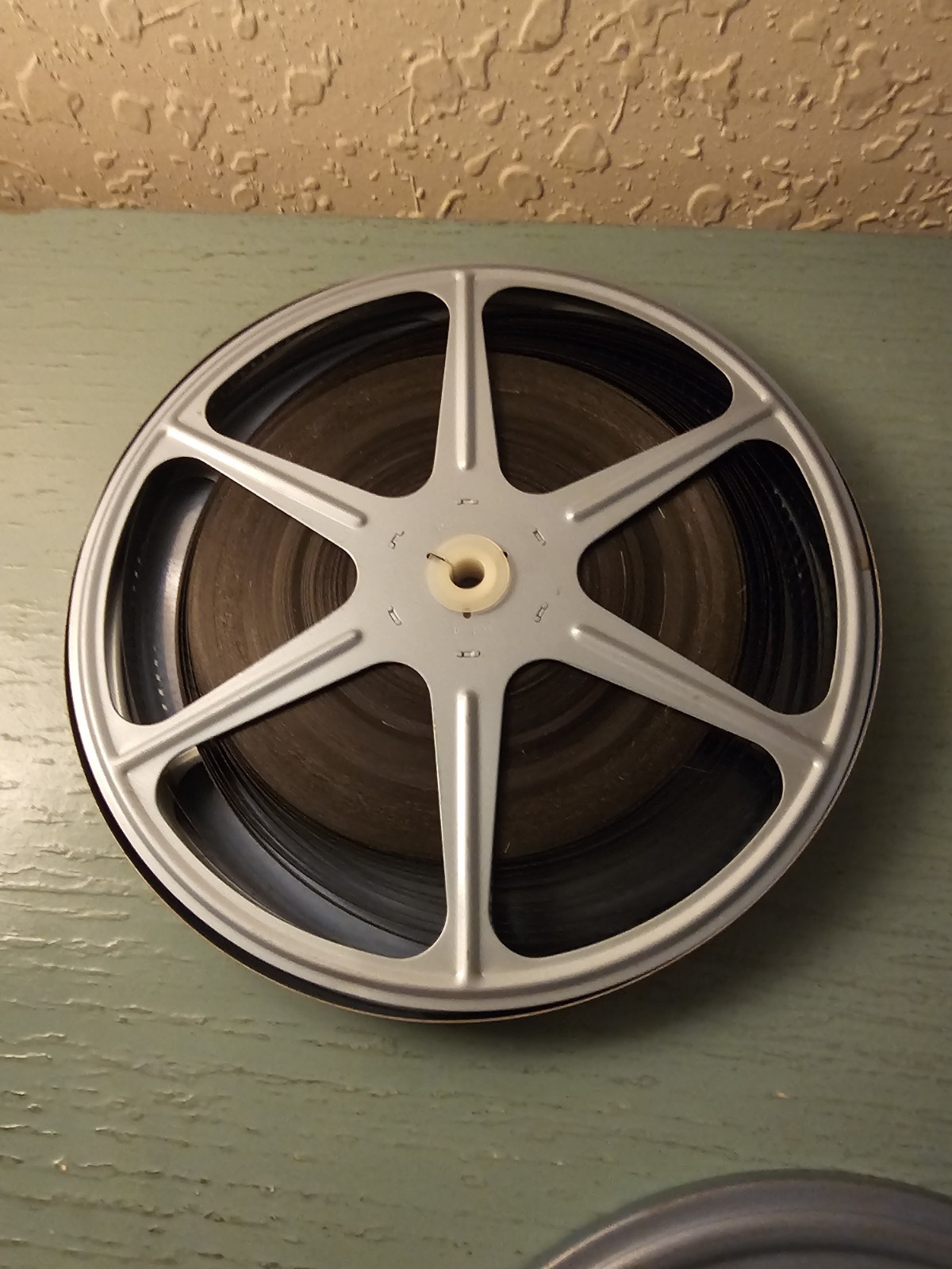 Vintage Pair Of 8mm/Super 8 HomeMovie Reels In Cannisters-Excellent