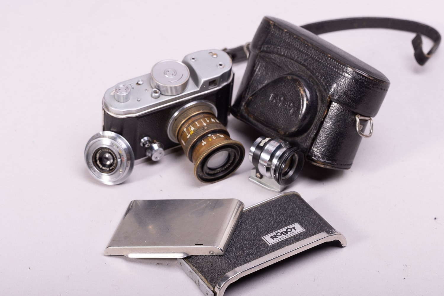 Robot II 24×24, Meyer-Görlitz Primotar f/3.5 3cm, LuftwaffenETele 7.5cmXenar SET