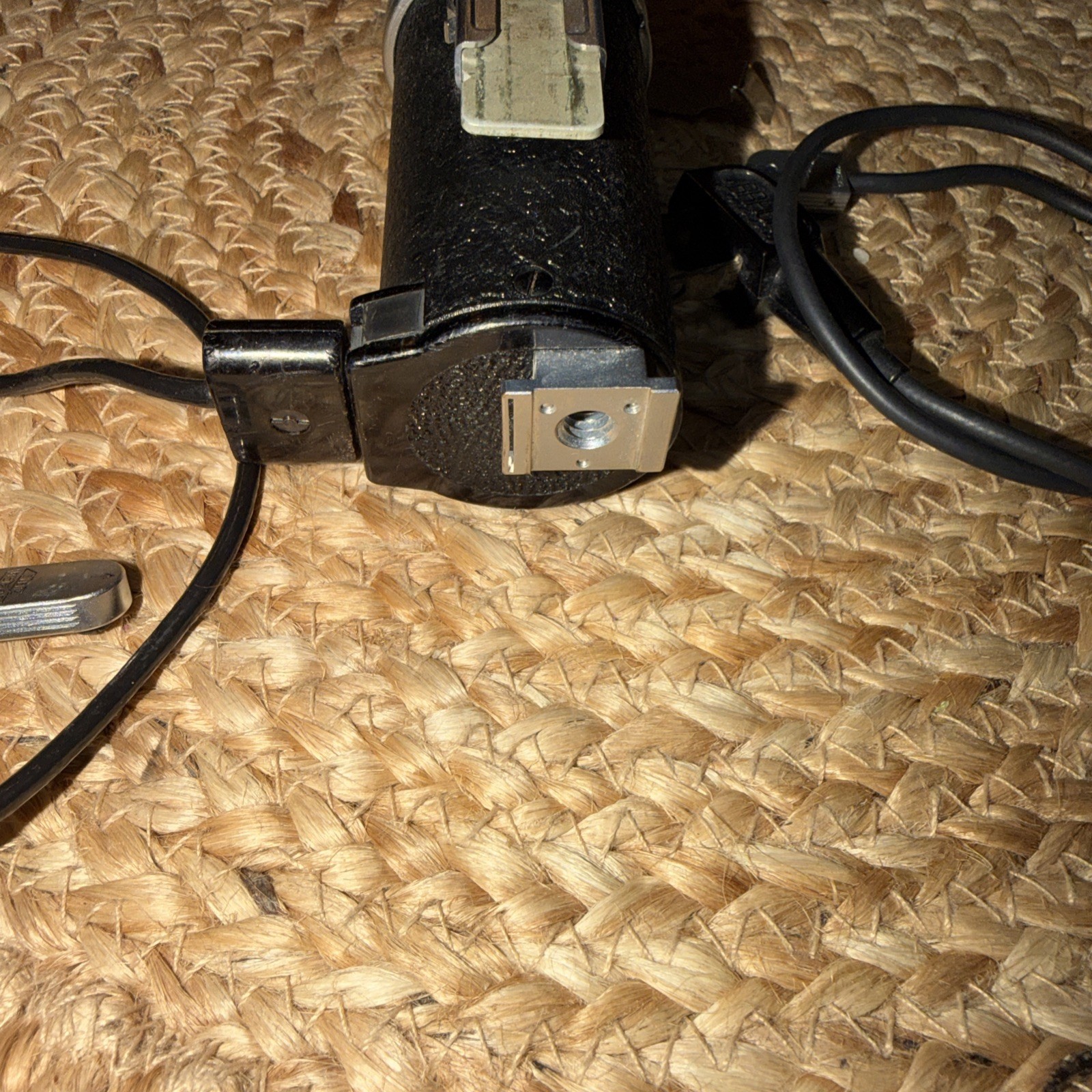 Vintage E Leitz Wetzlar Folding Leica Flash Unit Camera