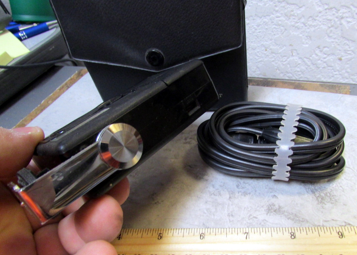 Vintage Vivitar 151 camera flash, cord, original box & instructions, untested
