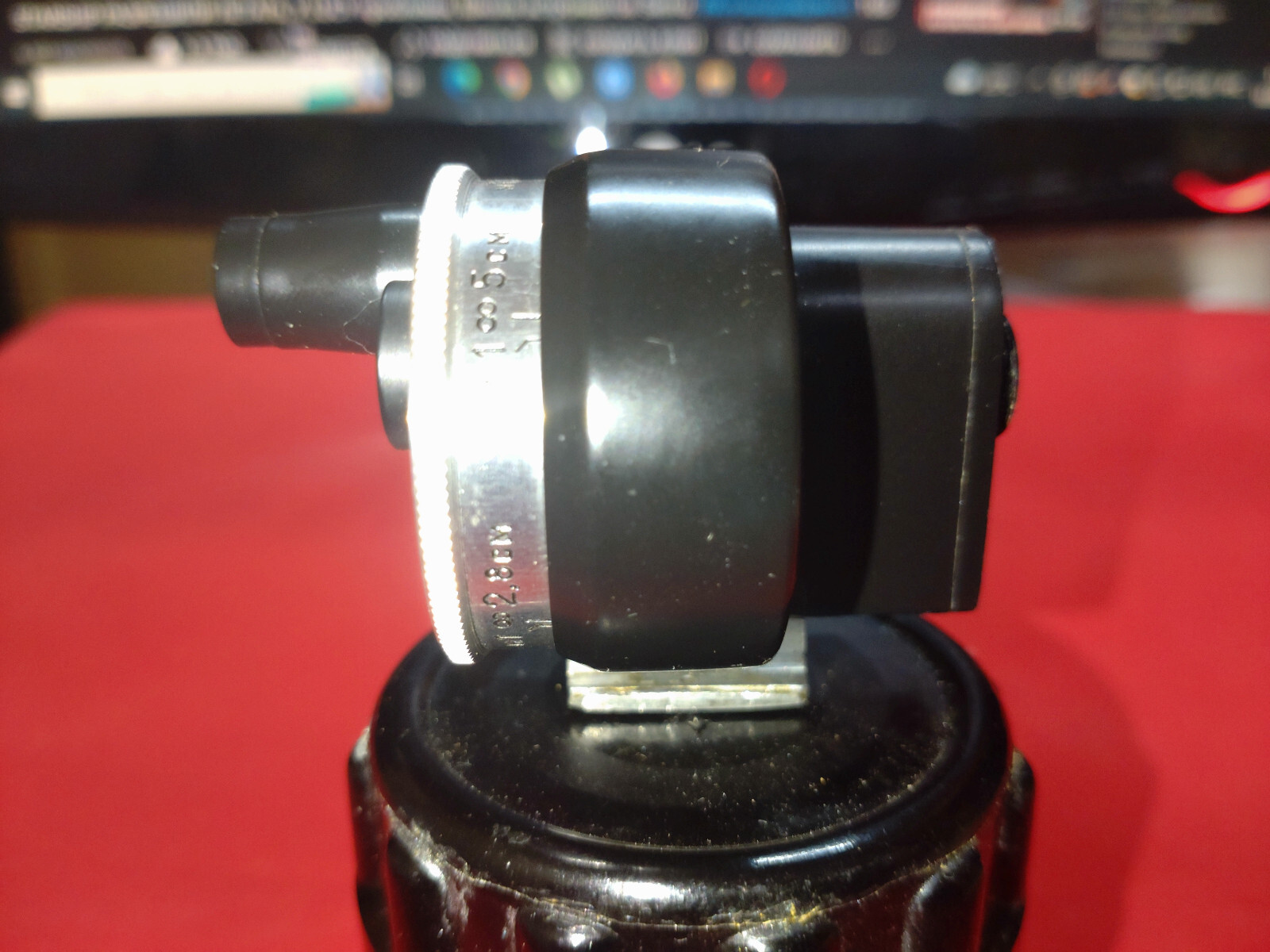 Russian USSR Universal turret viewfinder 28-135 mm for RF camera Krasnogorsk