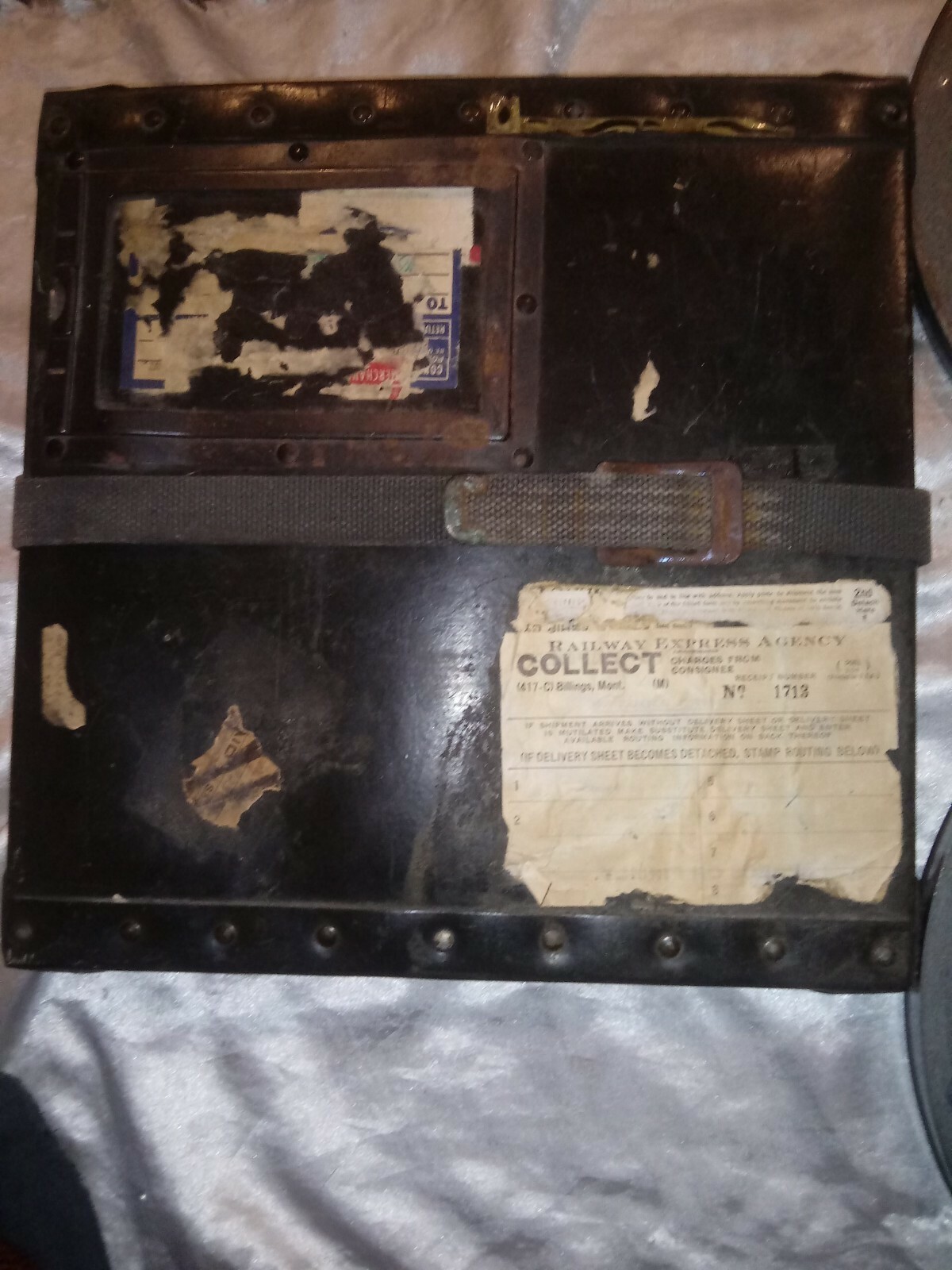 RARE VINTAGE SPAULDING FILM CO GENUINE HARD VULCANIZED TRUNK FILM CASE & REEL