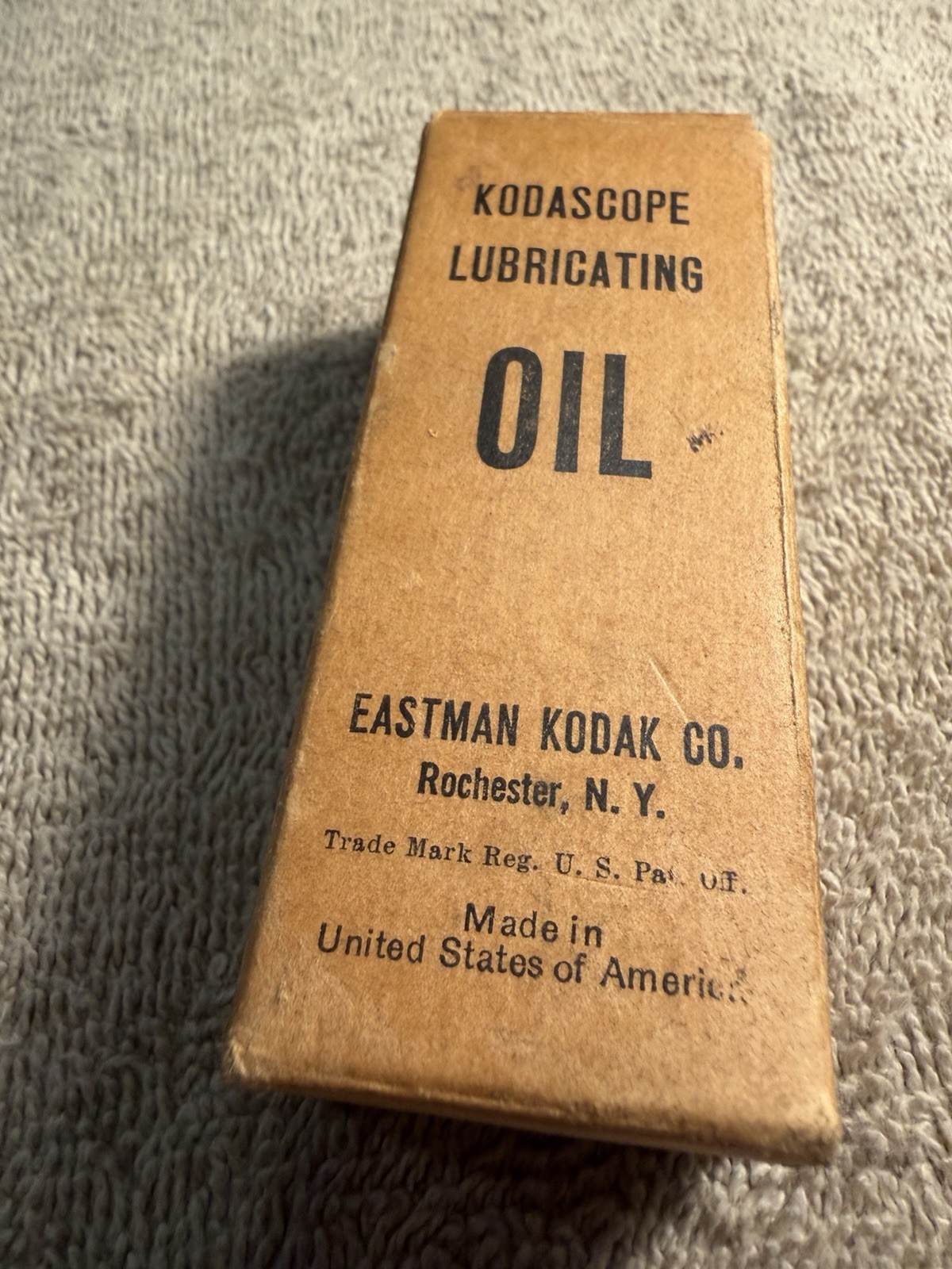 Vintage Eastman Kodak Kodascope Lubricating Oil Box Full Bottle