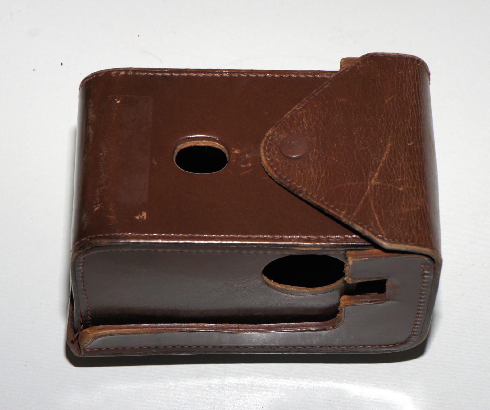 EXC+ Case from ZEISS IKON IKOFLEX TLR camera Nice condition.