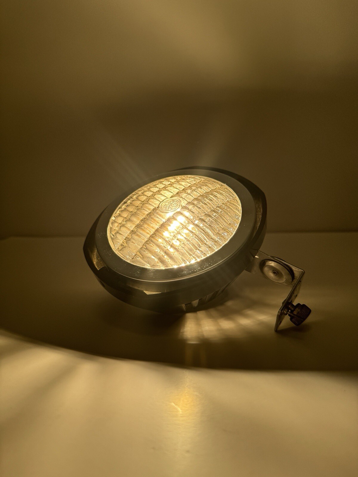 Vintage Bell & Howell DWA Lamp 650W 120V 5.5 Amp Electric Photography 41969