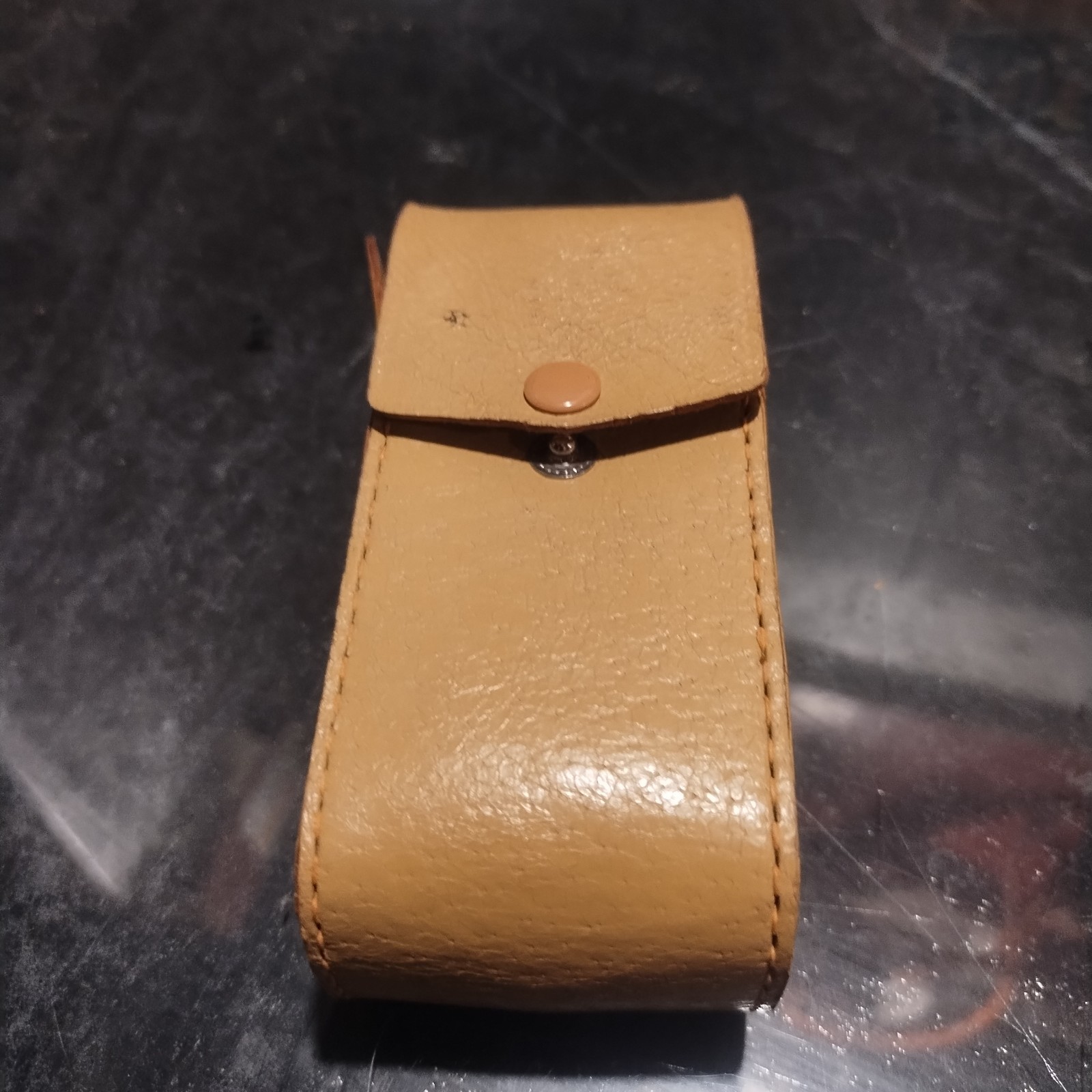 Vintage Fan Flash Unit With Case