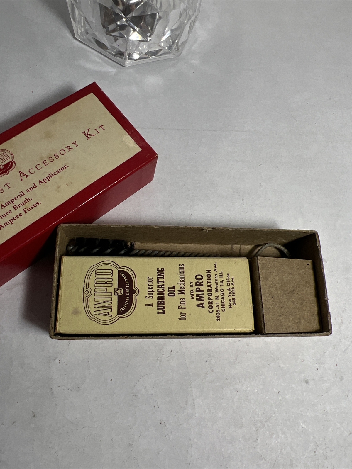 AMPRO Stylist Projector Accessory Kit: 1 Bottle Amproil, 5 Fuses, 1 Brush w/Box