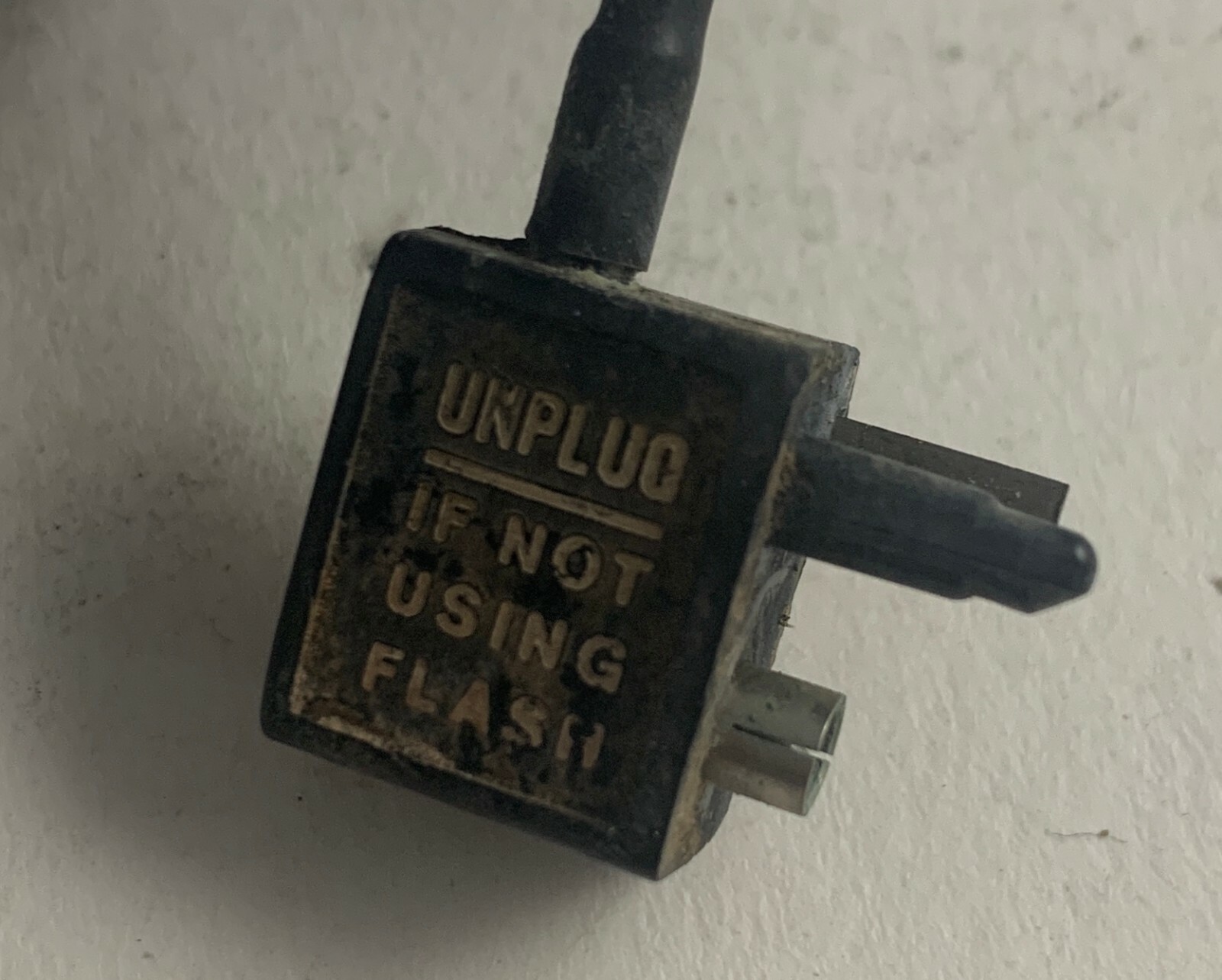Vintage Polaroid Model 268 Flash Attachment Blue Filter Clear M3 Bulb Plug In
