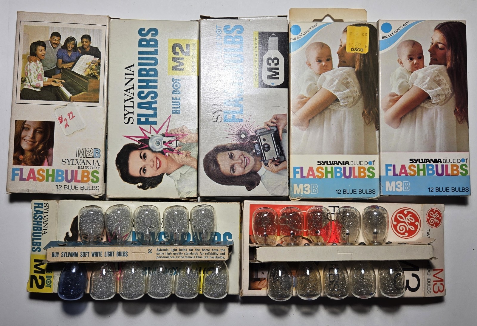 Vintage LOT of Sylvania & GE Flashbulbs in Boxes Total of 81 Unused Bulbs