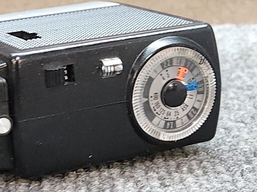 VIVITAR 202 Electronic Flash Auto Exposure for MV-1 Charger or SB-1 AC cord