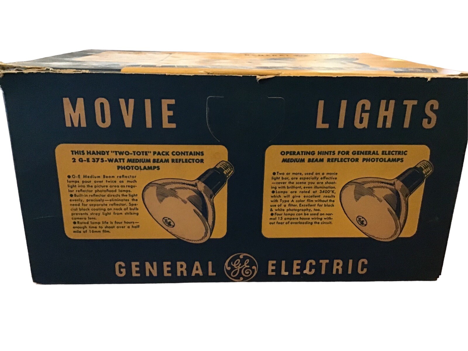 Vintage Smith-Victor Bar-Lite Photo Light Bar & General Electric 375 Watt Bulbs.