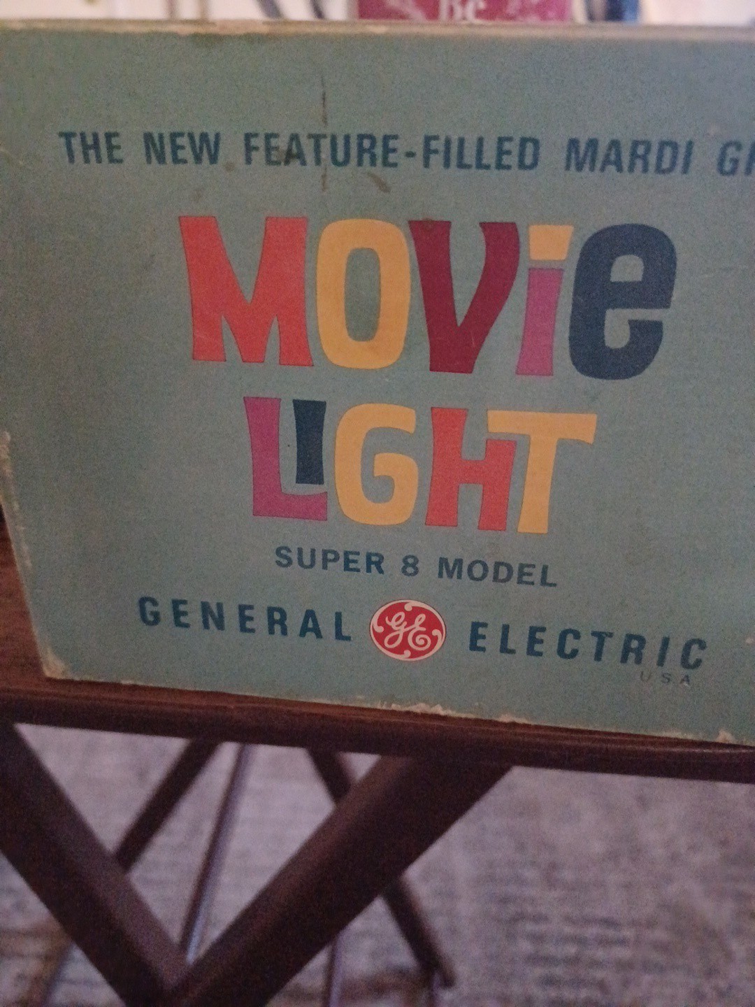 Vintage Movie Lightsuper 8 Model General Electric! No Bulb Included
