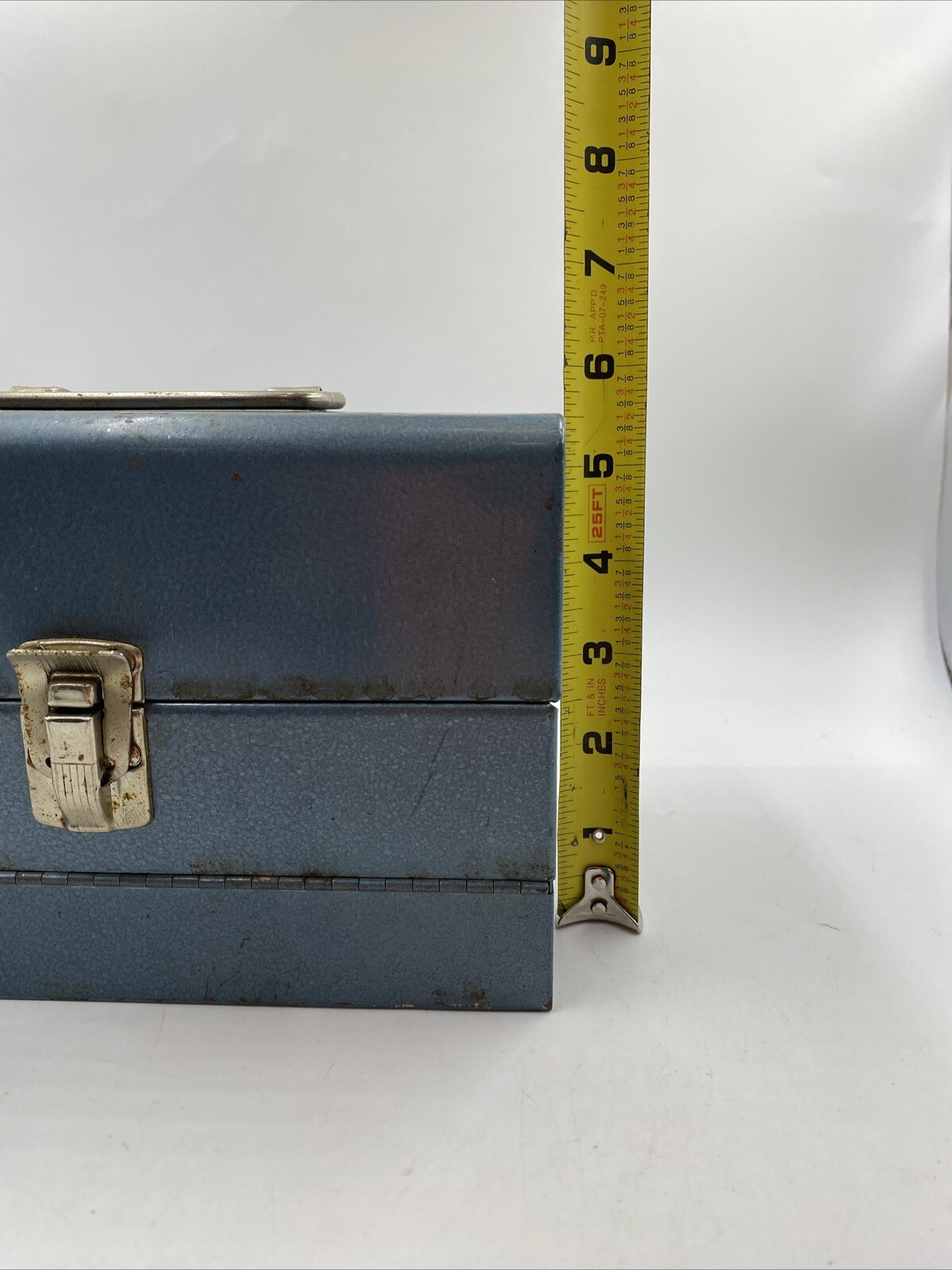 Vintage Steel Metal Logan de Luxe Movie Video Reel Chest Holder 12 Canisters 8mm