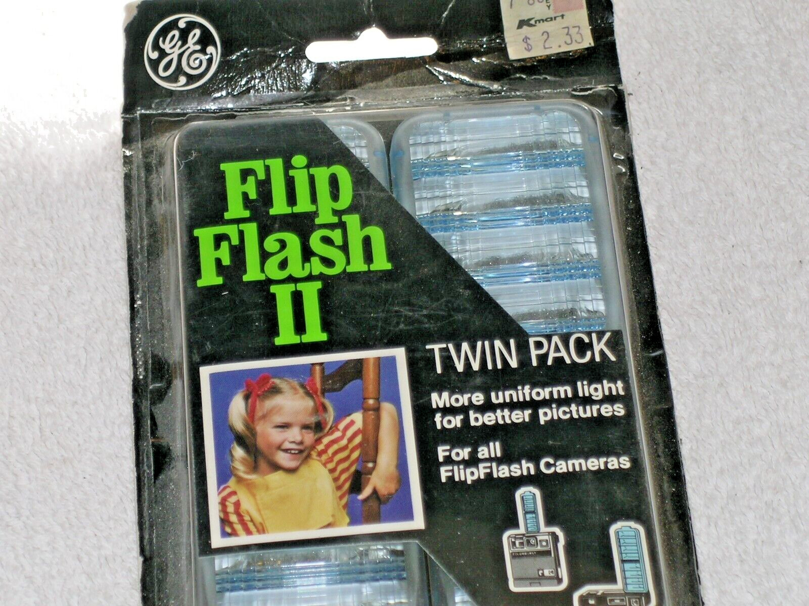 Vintage camera flash bulbs M3B x 8 and four (4) complete flip flash cube sets