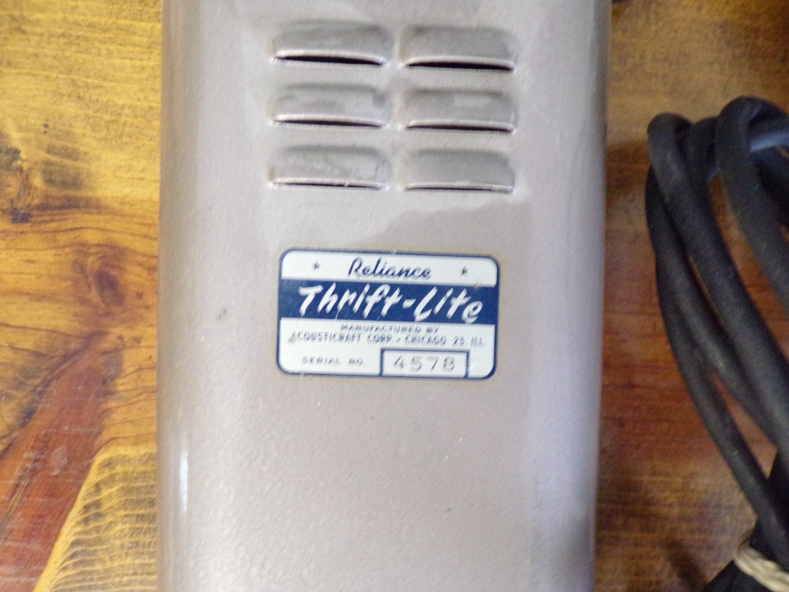 Thrift-Lite AC-45 Portapack Flash Unit Vintage Acousicraft Chicago Original Box