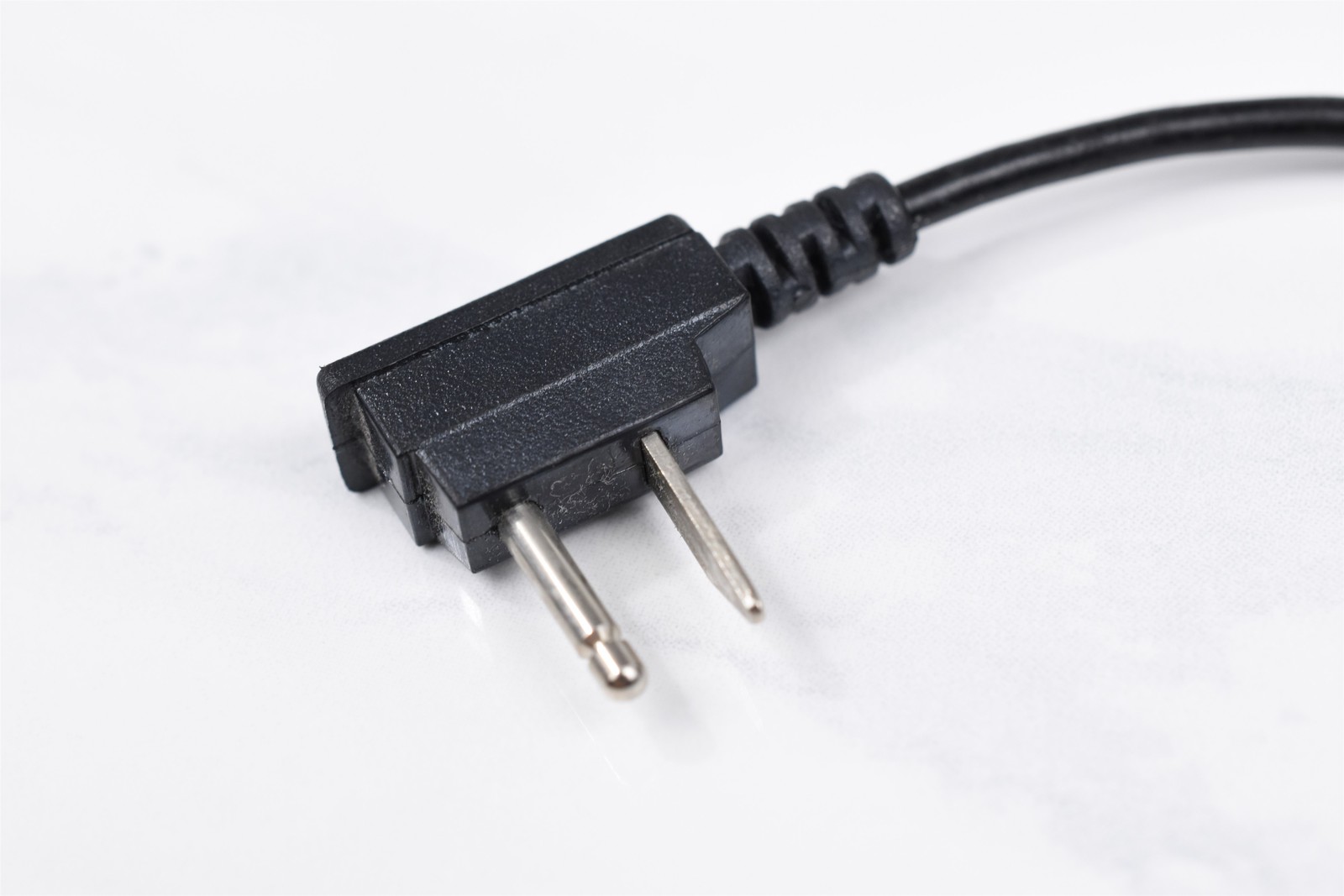 Vintage 2-Pin Camera DC Power Adapter Cable to 2-Prong 9in