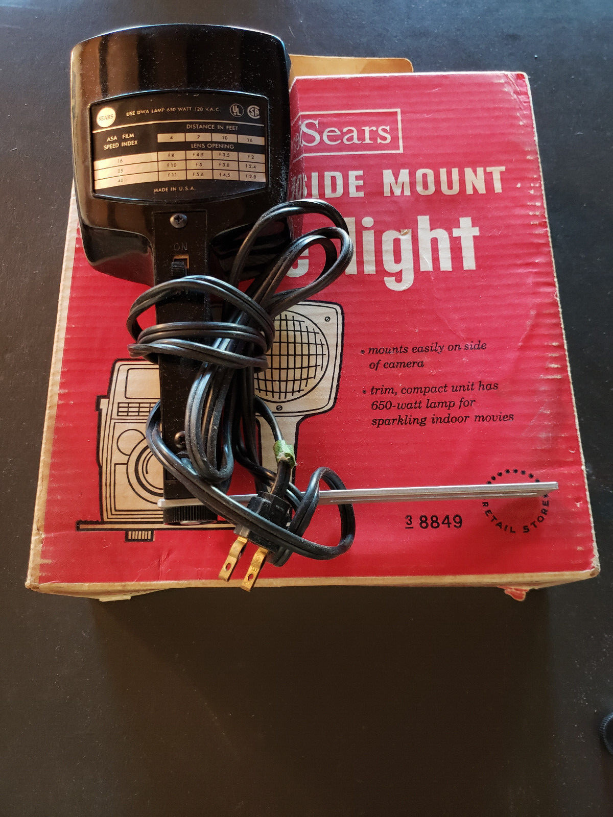 Vintage Sears sealed beam side mount movie light Model Number:38849