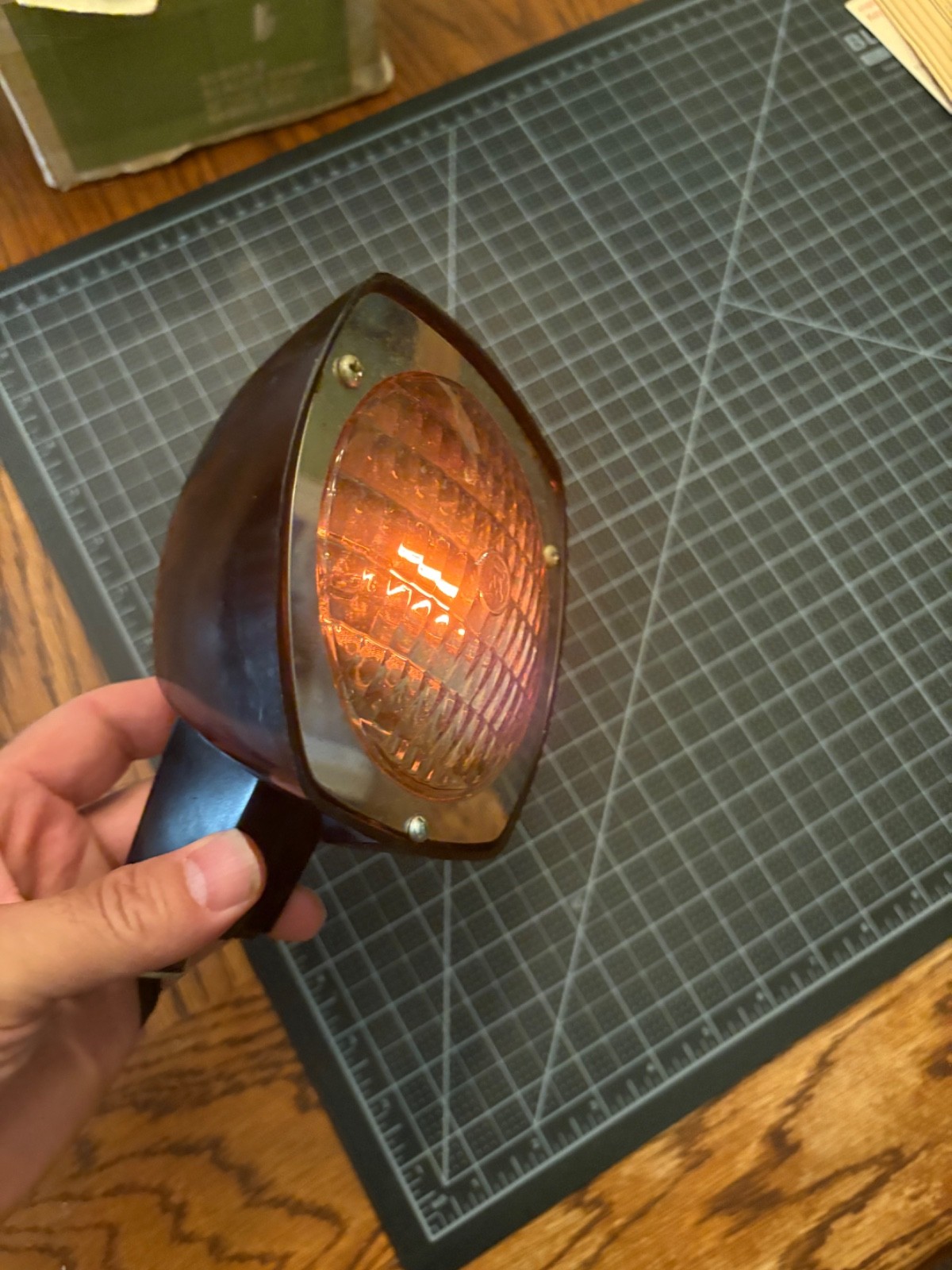 Super 8 Sealed Beam Movie Light Model 855 with Box – Atlas Warner – Works Great