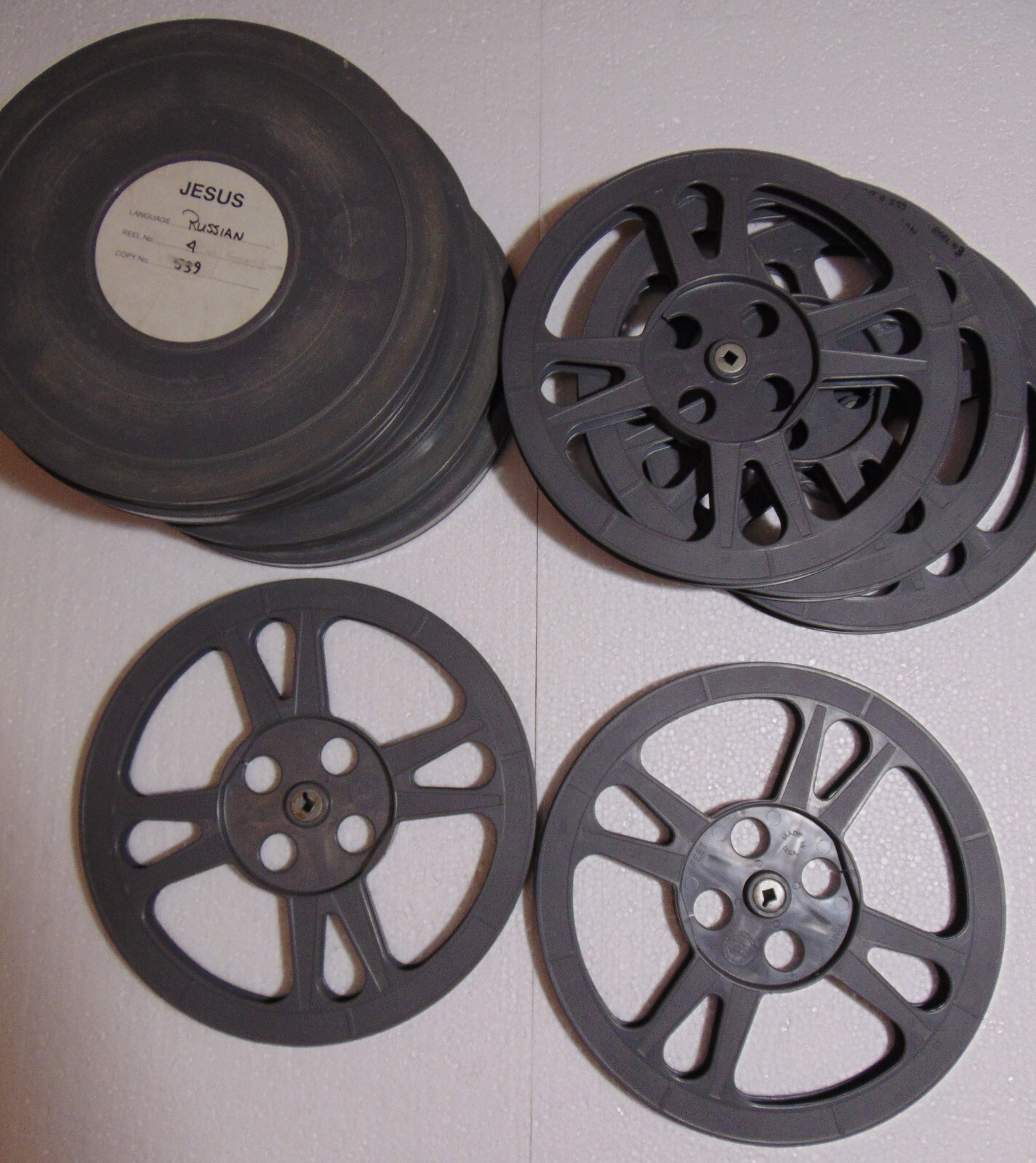 5pc lot Empty 16mm Film Reel and Can set 12″ 1200ft Movie Take Up 1200′ 360m