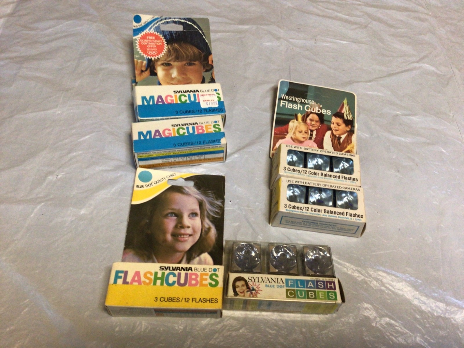 Vintage Sylvania/Westinghouse MAGICUBES & FLASHCUBES (6) 3-Packs Flash Cubes NOS