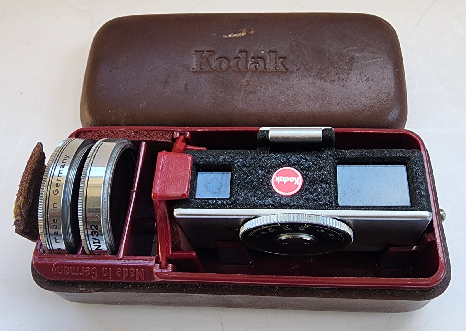 Vintage Kodak Rangefinder & Filter Kit Case Retina Camera – Made in Germany READ