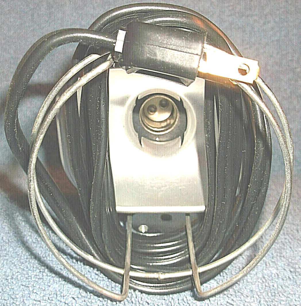 VINTAGE SEARS XL – MOVIE LIGHT – FOR BETTER INDOOR MOVIES – NEW IN OPEN BOX