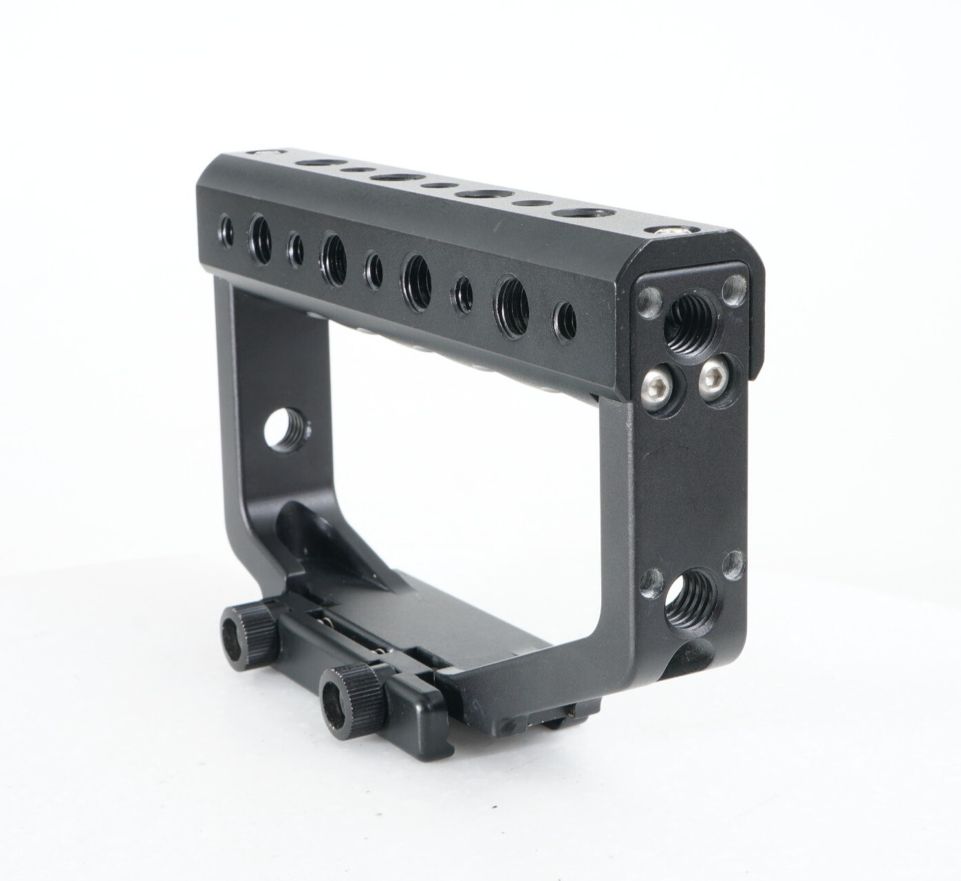 – MOVCAM ENCLOSED TOP HANDGRIP BLACK-USED
