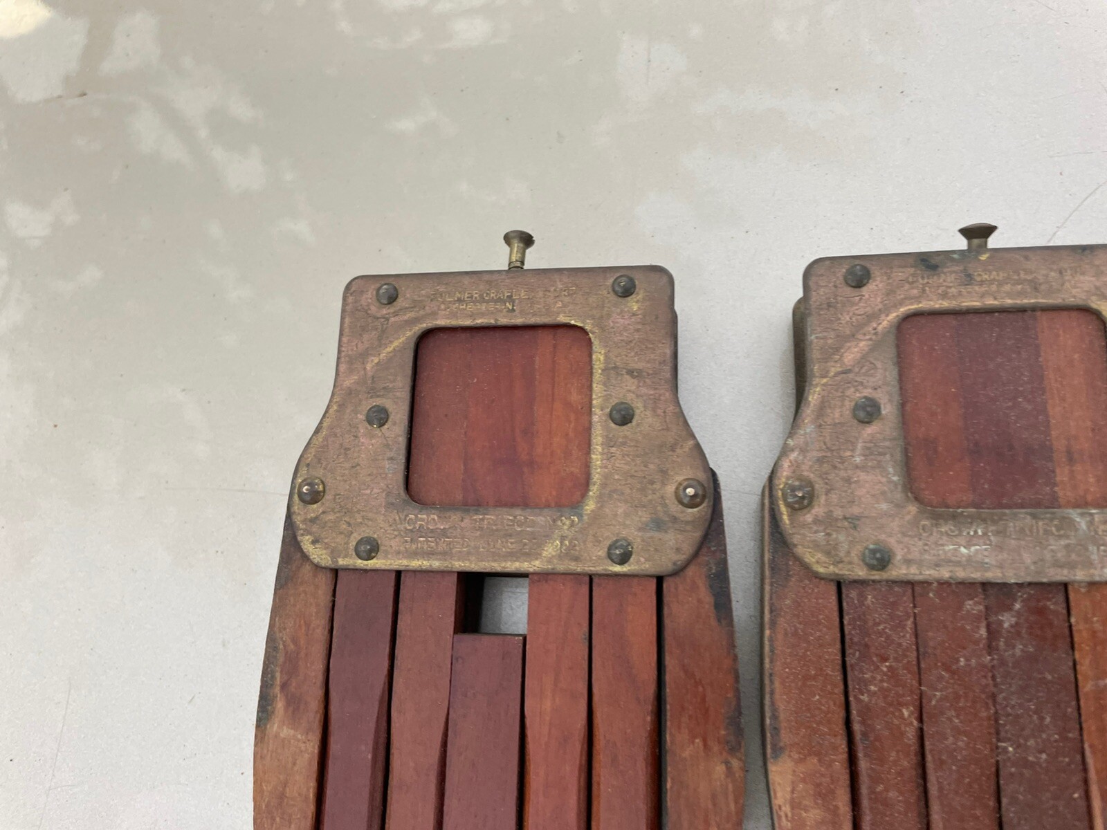 3 Eastman Kodak Folmer & Schwing crown tripod No 2