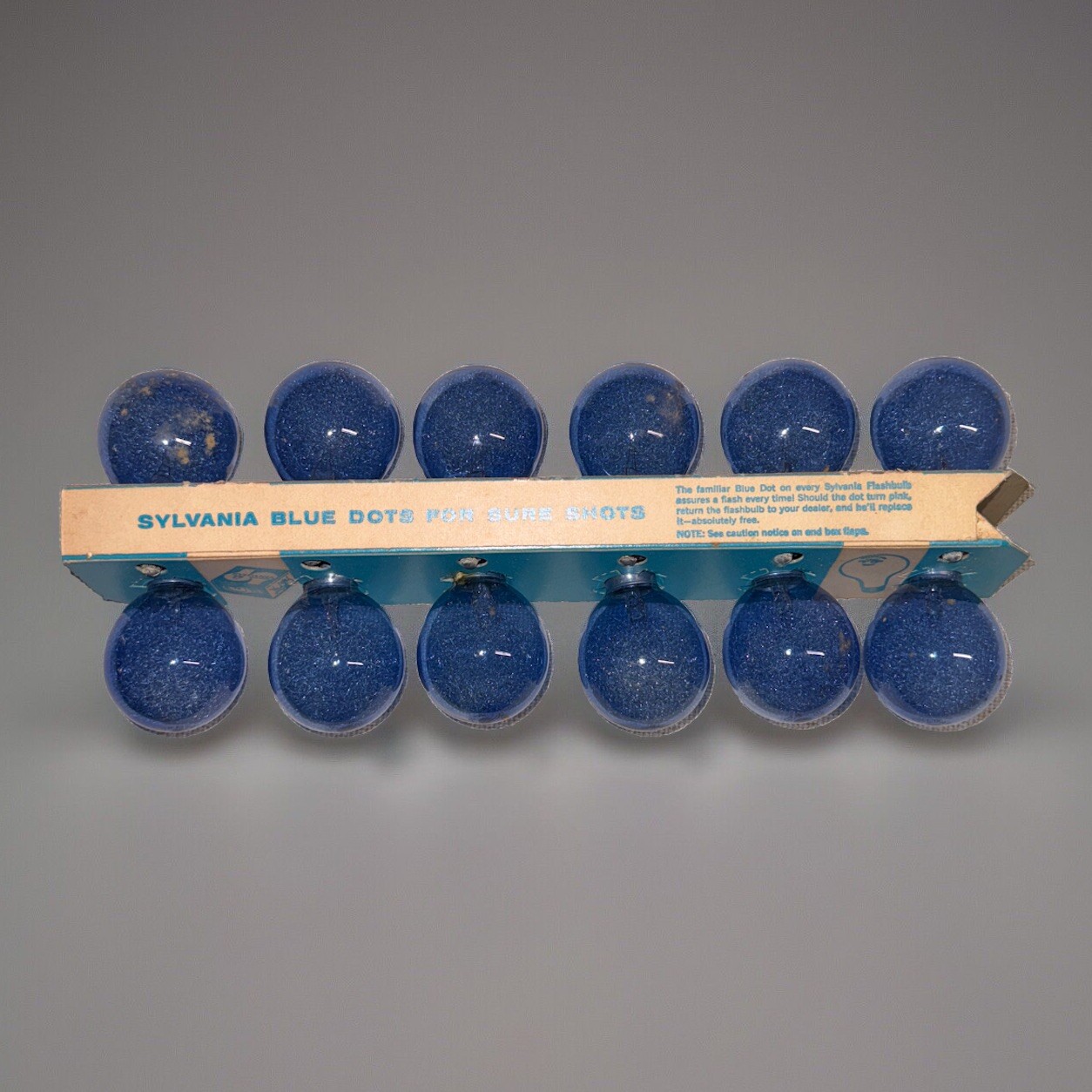 Vintage SLYVANIA BLUE DOT FLASHBULBS 25B, 12/pack