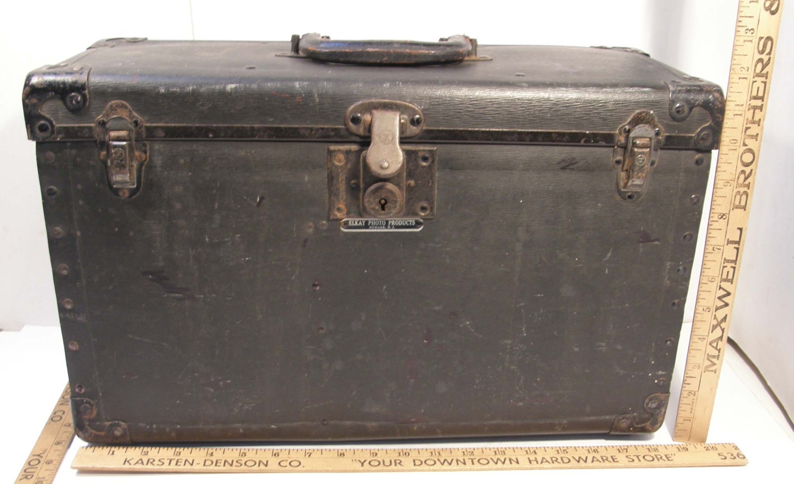 VINTAGE ELKAY PHOTO PRODUCTS PHOTOGRAPHERS FIELD TRAVEL HARD BLACK CAMERA CASE